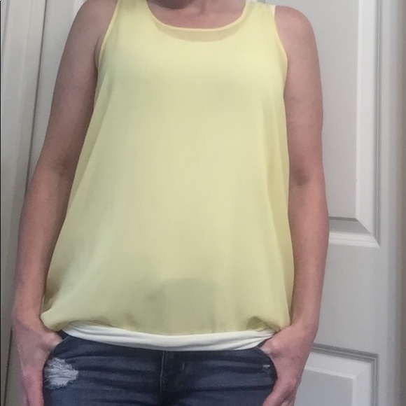 YELLOW TANK WITH LACE DETAIL - Picture 4 of 6